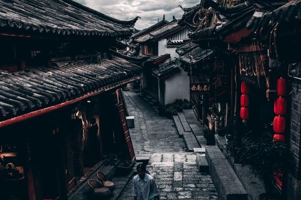 梦见驻牙意味什么