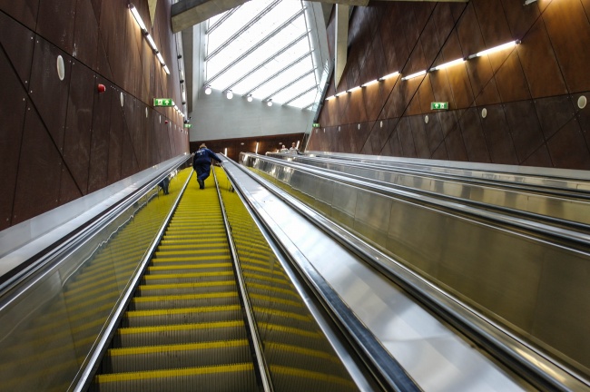 梦见头发长很长有什么含义