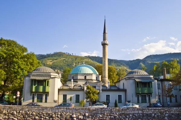 76年龙女晚年幸福吗