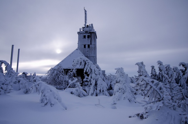 梦到了拉屎拉到裤子是怎么回事