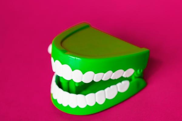 70年属狗56岁有坎坷有没有