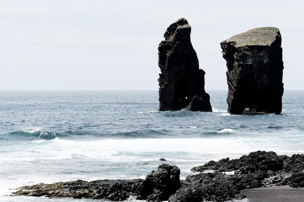 龙男一生守护什么生肖女