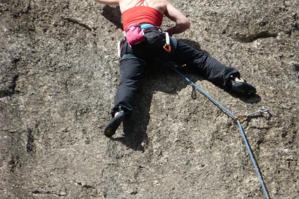 属虎女被谁呵护到老