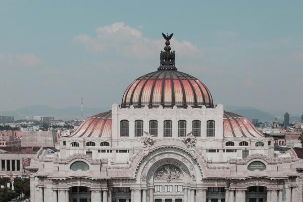 75年兔51岁桃花劫是谁